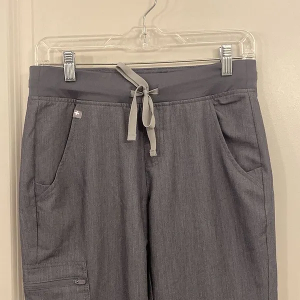 Figs scrubs, joggers, size XS￼ - Image 2