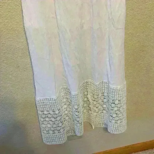 Lila Rose white maxi strapless dress sz XS beach resort vacation crochet bridal - Image 4