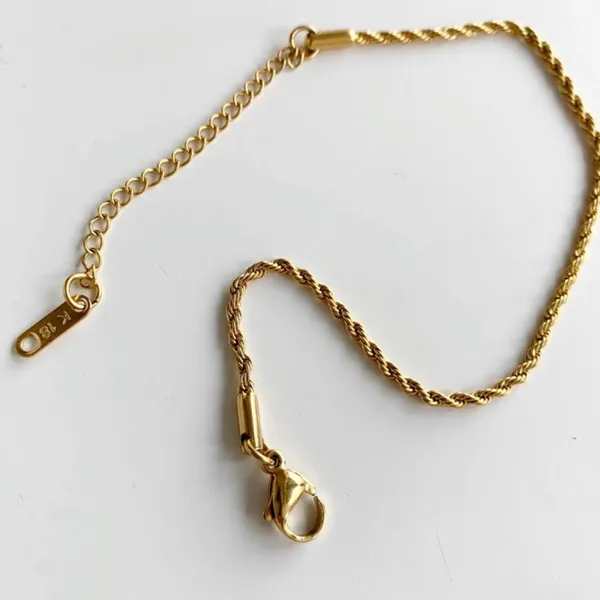 18K Gold 2mm rope bracelet - Image 4