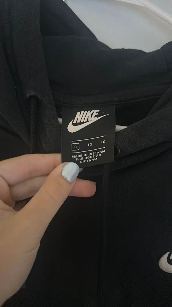 Nike Oversized Hoodie - Image 2