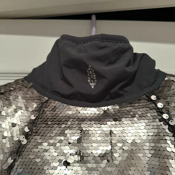 Free People Movement Hit The Slopes Sequin Jacket Shadow Combo Large $298 NWOT - Image 6