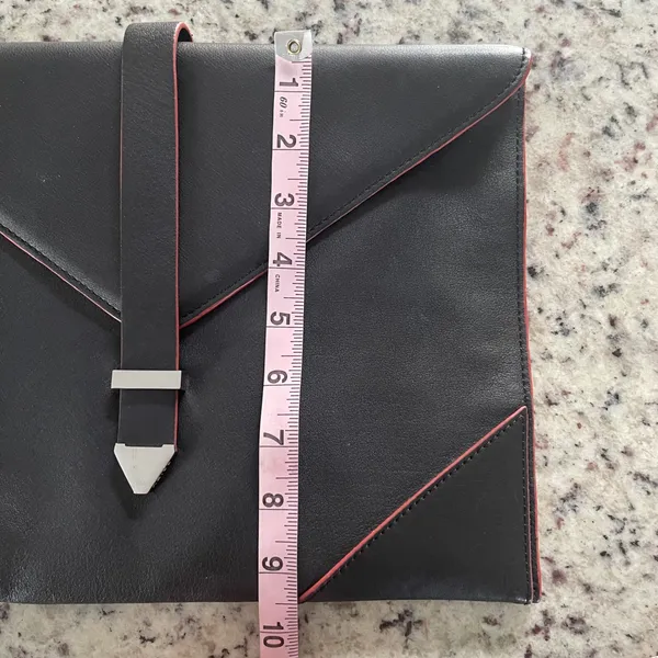 Reiss Arleta Black Leather Envelope Clutch With Pink Trim‎ and Silver Clasp - Image 6