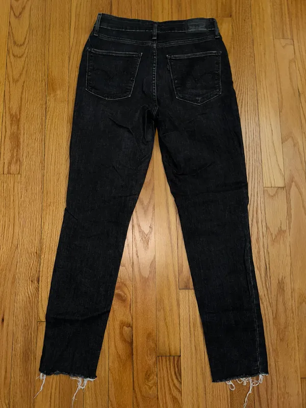 Levi’s Jeans - Image 2