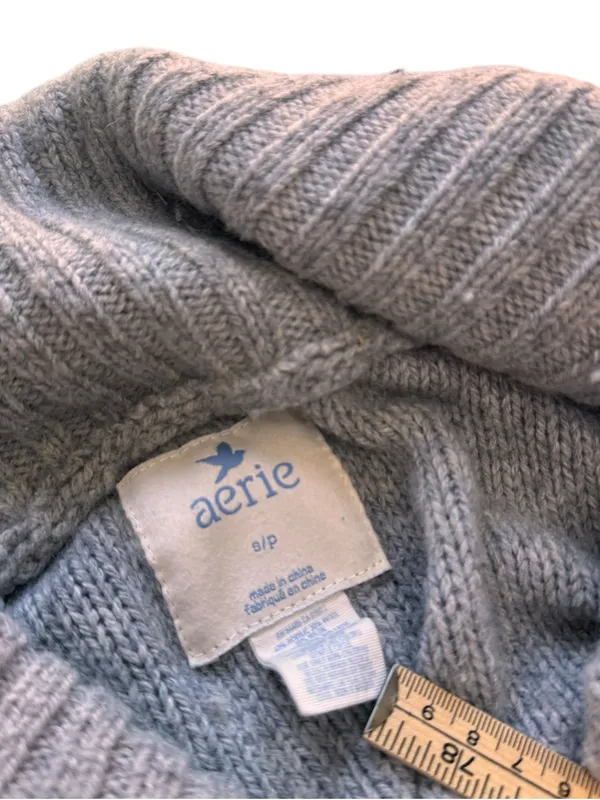 Aerie Wool Blend Shawl Collar Button Front Cardigan Gray Sweater Small in GUC - Image 7