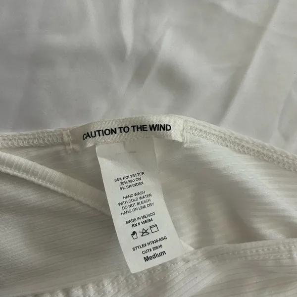 Caution to the wind Urban Outfitters White top - Image 5