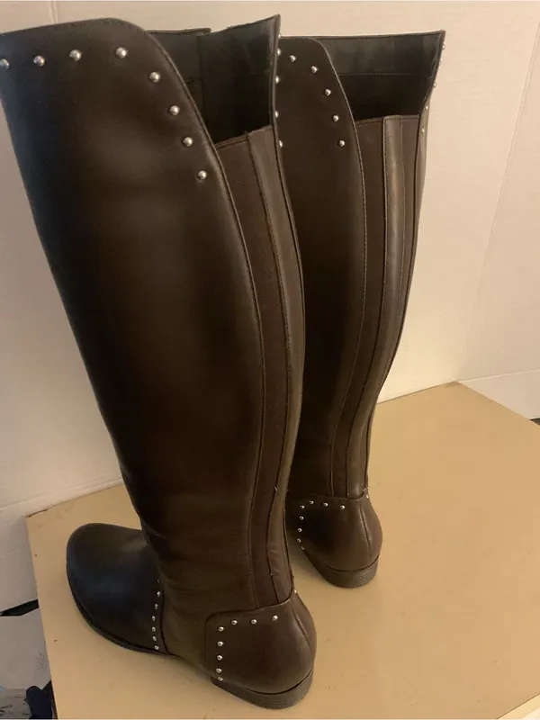 Isaac Mizrahi women brown leather Stud-Trim tall Knee Boots riding boots US 9.5 - Image 7