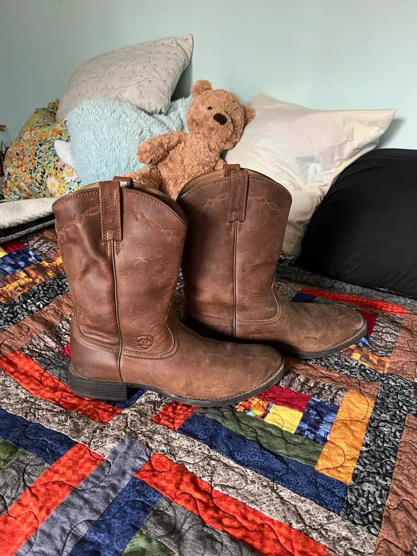 Ariat Cowgirl Boots - Image 2