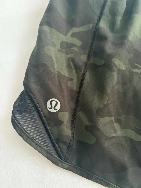 Lululemon Green Camo Hotty Hot Shorts - Image 3