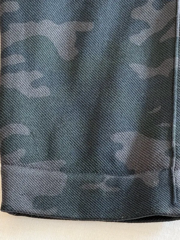 SPANX Leggings Look at Me Now High-Waisted Seamless Black Camo Size M - Image 4
