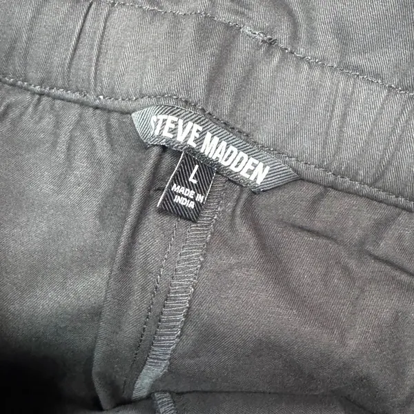 Steve Madden Black Belted Paperbag Waist Utility Shorts‎ Size Large - Image 4