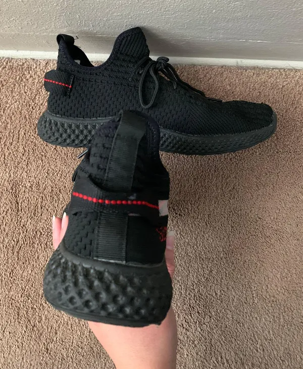 Black Shoes Size 8 - Image 3