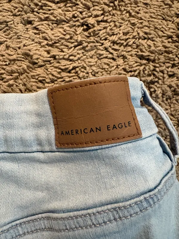 American Eagle Shorts - Image 3
