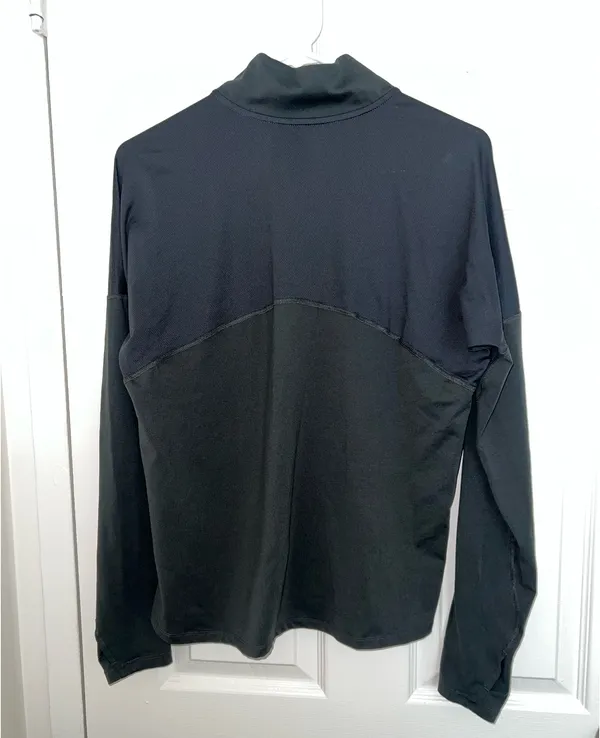 Nike Dri-Fit Quarter-Zip Pullover Running Long Sleeve - Image 2