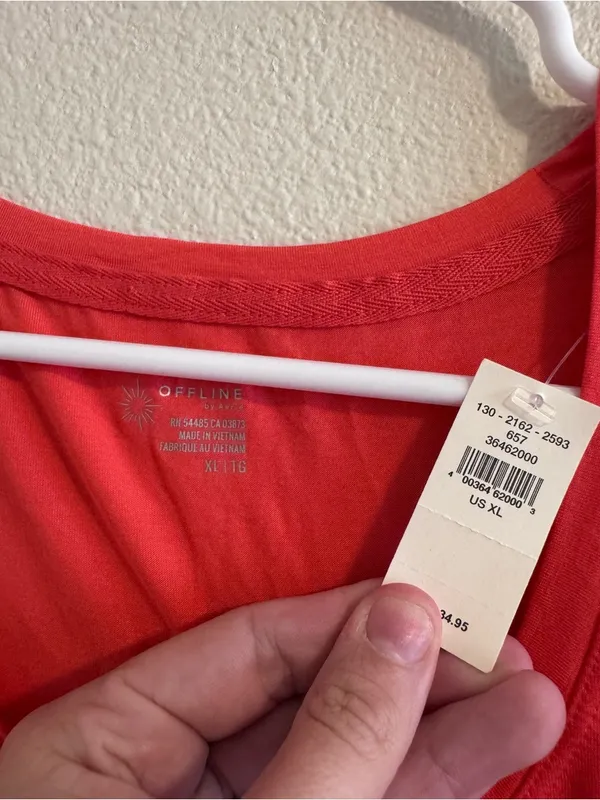 NWT AERIE Classic Scoop Neck Long Sleeve Top in Coral - Image 2