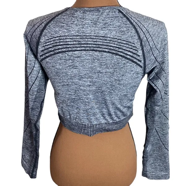 Gymshark hyper-amplify seamless long sleeve crop top in black marl size L - Image 3