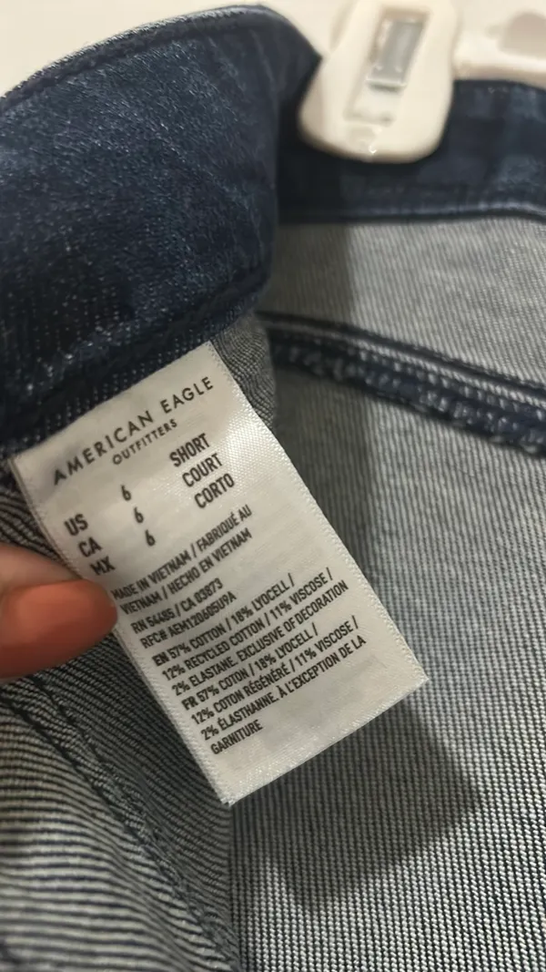 American Eagle Jeans - Image 6