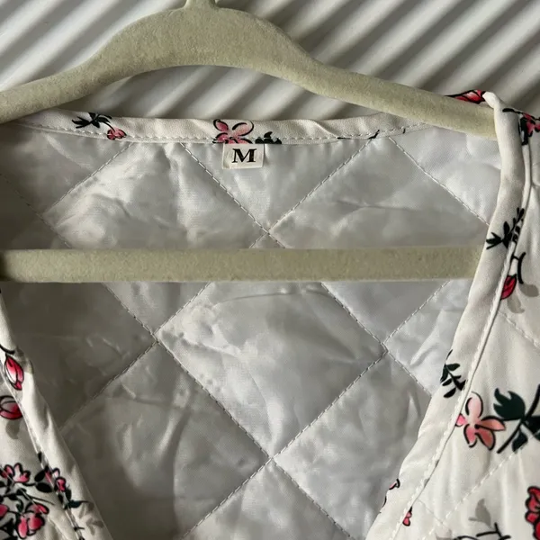 Floral Sleeveless Vest - White and Pink - Image 6