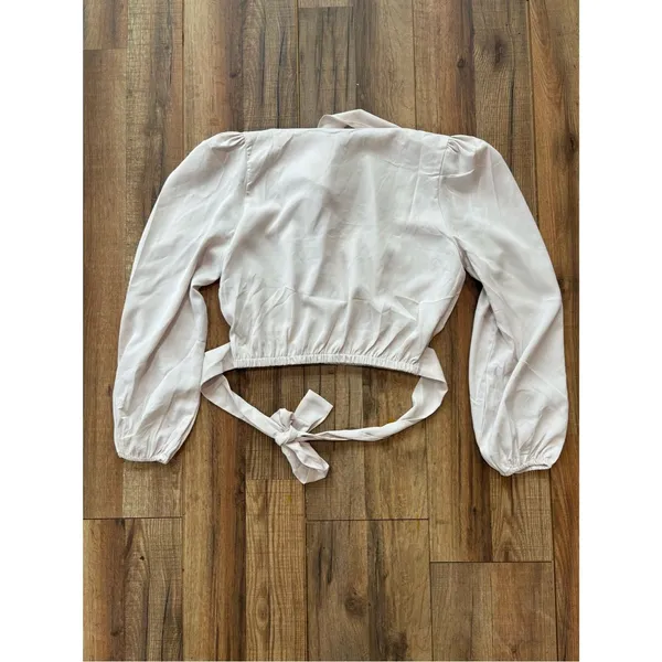 Milk & Honey Ivory Wrap Crop Blouse Puff Sleeve Size S Feminine Tie Waist - Image 3