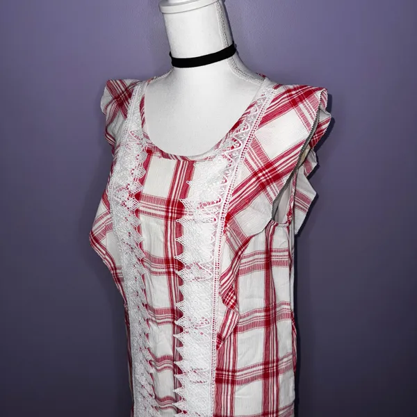 Entro NWT Boutique Red and White Plaid Dress with Lace Detail - Image 6
