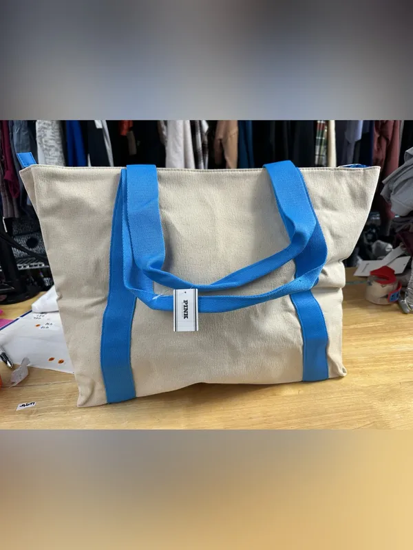 Pink 907. nwt canvas shoulder bag. Big sz ret$50 - Image 2