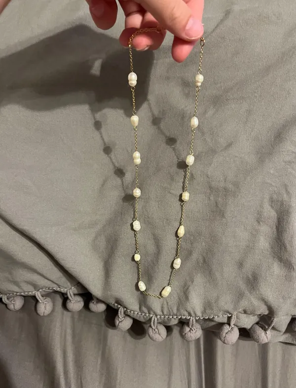 Gold Pearl Necklace - Image 4