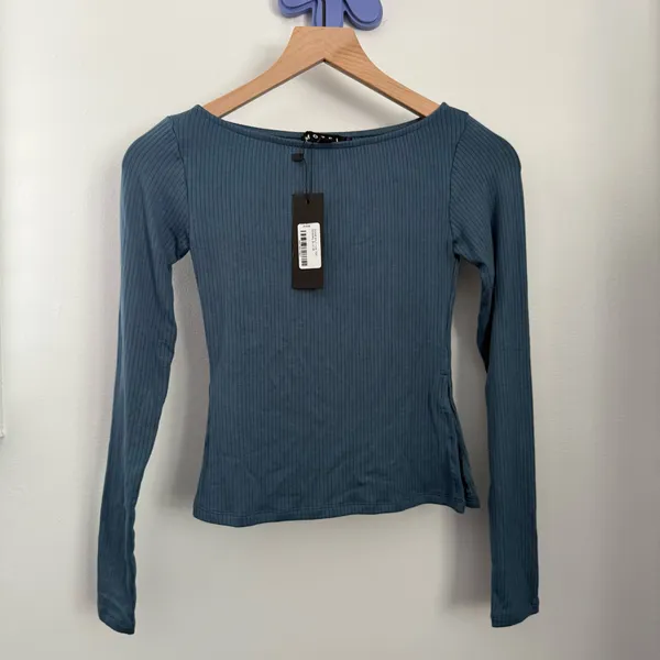 Motel Rocks XS NEW Dinar Split Hem Top In Mineral Blue - Image 3