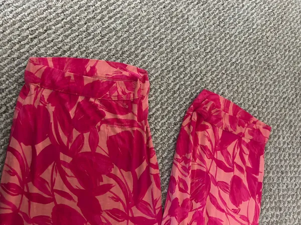 Cable & Gauge Pink floral pajama set - Image 5