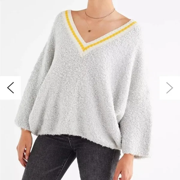 URBAN OUTFITTERS | Gray Yellow Wool Blend Alex Cozy Textured Dolman Sweater,‎ S - Image 3