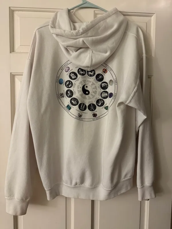 Urban Outfitters Hoodie - Image 6