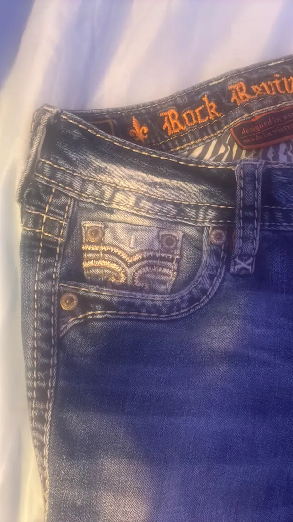 Rock Revival Jeans - Image 4