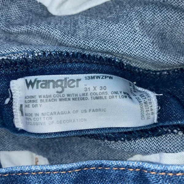 Wrangler blue denim jeans  - Image 3