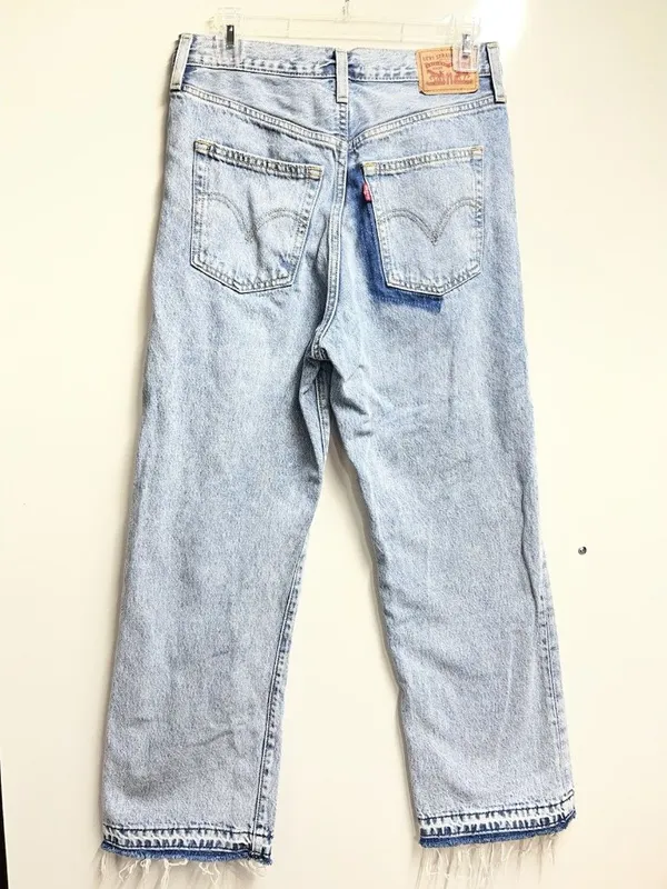 LEVIS Ribcage Straight Ankle Women’s 28 100% Cotton Ripped Jeans Button Fly - Image 2