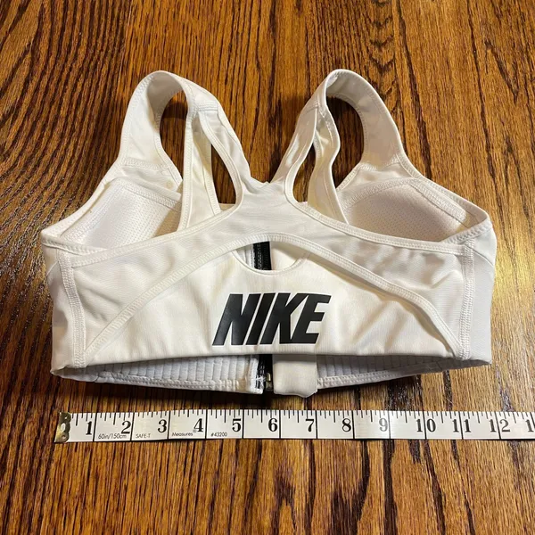 Nike DRI-FIT Shape Women's High-Support Padded Zip-Front Sports Bra CN3718-100 - Image 2