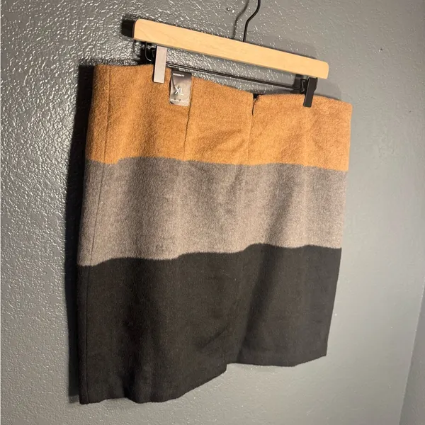 Amanda and Chelsea Women’s Multicolored Pencil Skirt Mini Wool Blend Size XL - Image 3