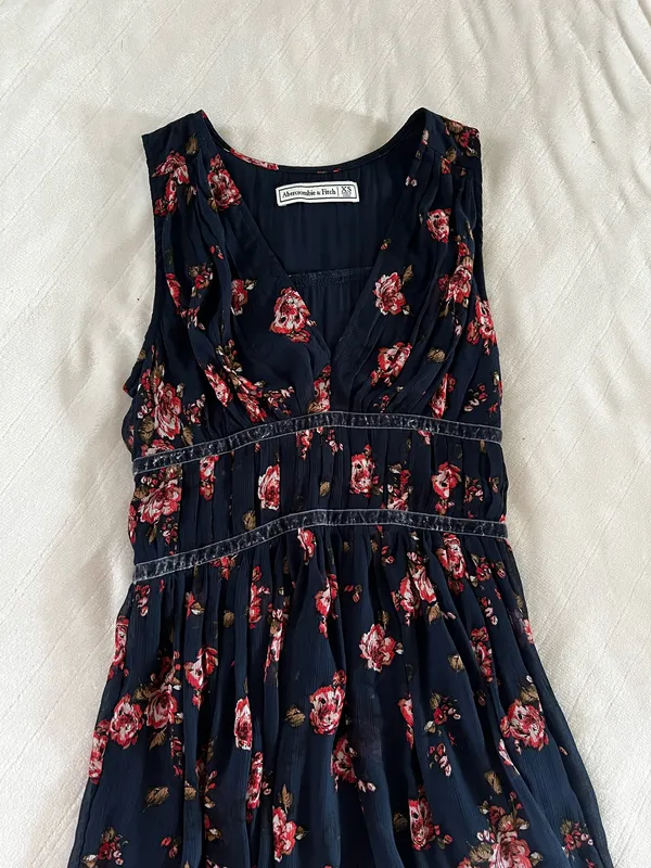 Abercrombie Dress Navy Mini Floral - Image 2