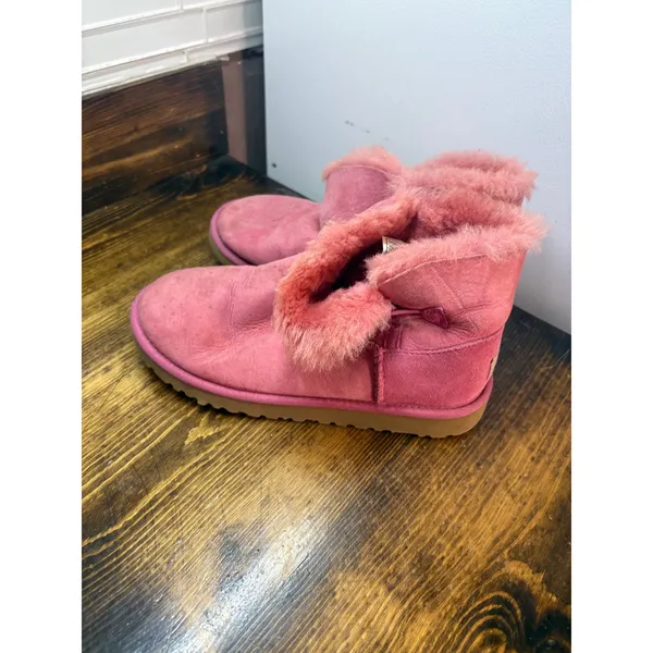 UGG Pink Boots Size 5 - Image 3
