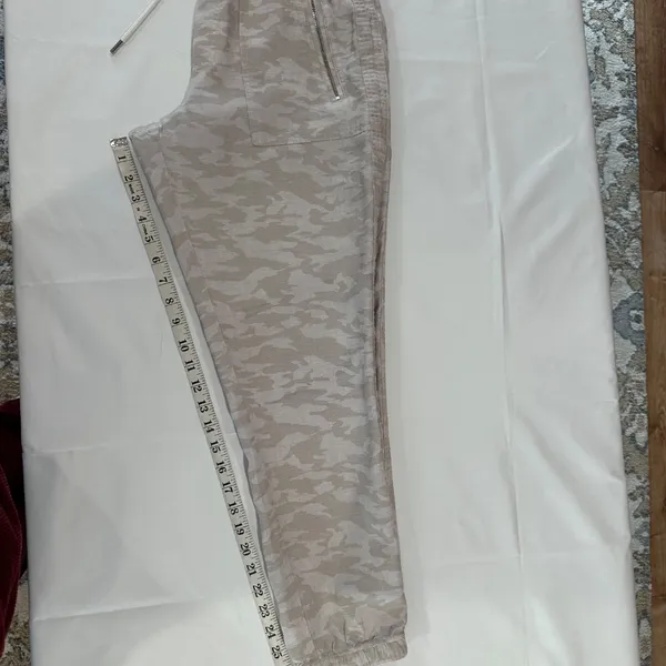 Athleta Cabo Tide‎ Linen Jogger Neutral Beige Tan Camo Print Pants - Size 6. - Image 10