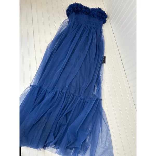 NWT Lulus Chic Spectacle Navy 3D Applique Strapless Maxi Dress Strapless Size S - Image 2