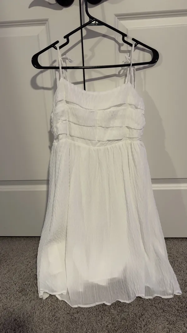 white dress - Image 5