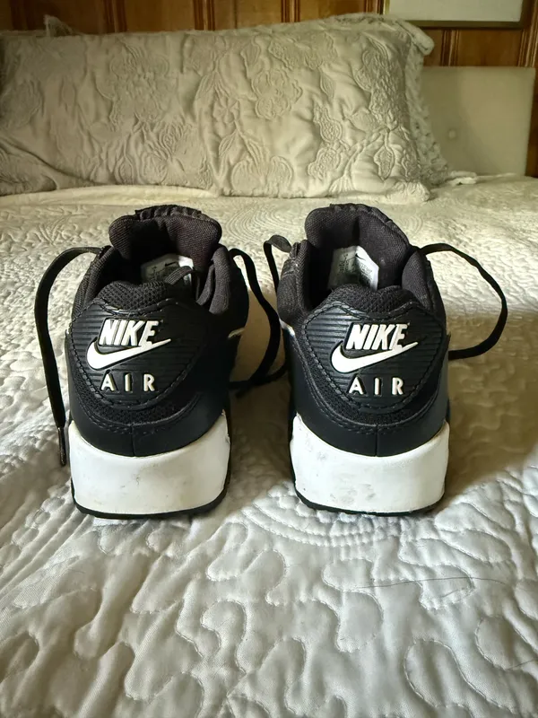 Nike Air Max 90 Women’s - Image 2