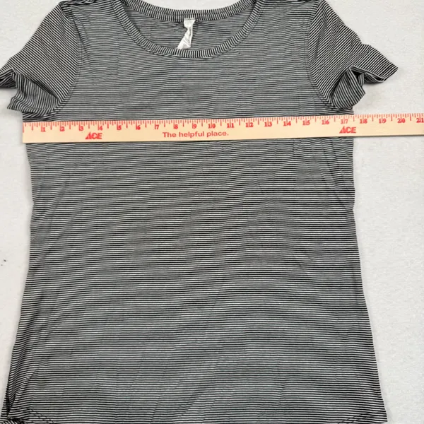 Lululemon Love Tee Womens 4 Black‎ White Striped Pima Cotton Short Sleeve Shirt - Image 4