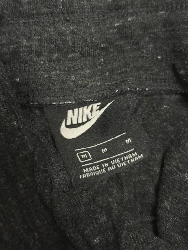 Nike shorts - Image 3