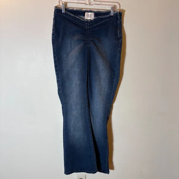 BDG Urban Outfitters Ruched Dipped V Flare Jeans Size 30 Dark Wash Blue - Image 2