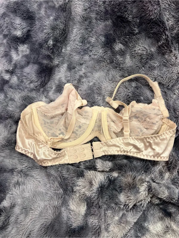 Vintage Lace Underwire Bra - Cream - Image 2