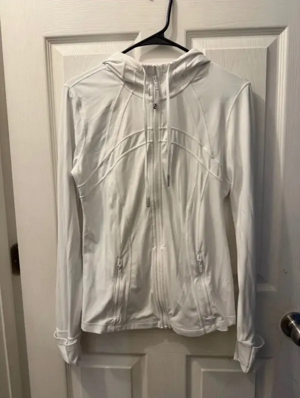 Lululemon Define Jacket Nulu Hooded - Image 2