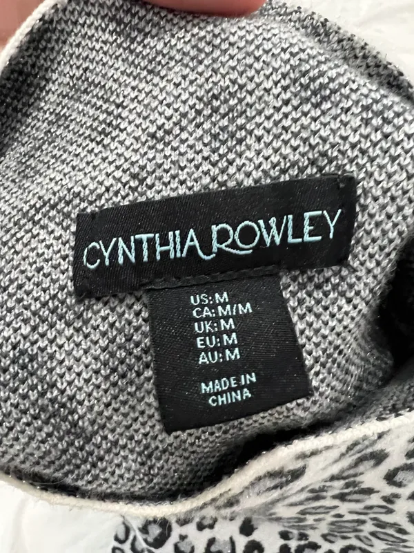 Cynthia Rowley Sweater - Image 3