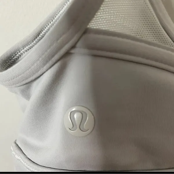 Lululemon Athletica Sport’s Bra Mesh Straps Racerback Pullover Gray Women Sz 4 - Image 3