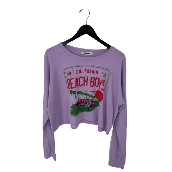 Daydreamer LA Women's Beach Boys License Plate Crop L/S Merch Tee Lavender S $98 - Image 2