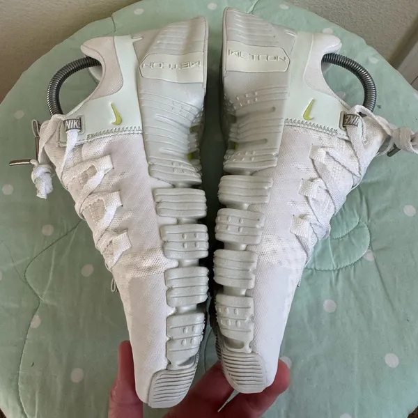 NWT Nike Free Metcon 5 Premium Women’s size 9 - Image 3