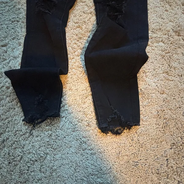 American Eagle Outfitters Black Distressed Jeggings - Image 3